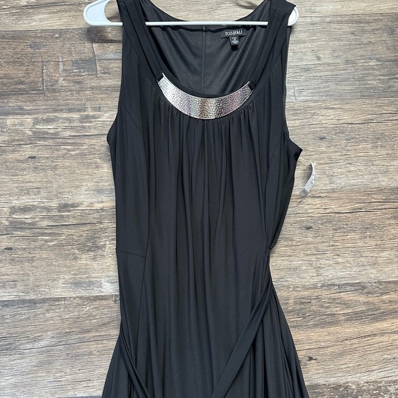 dressbarn Black Maxi Sheath Dress with Scoop Neck and Sleeveless Design - Picture 2 of 6